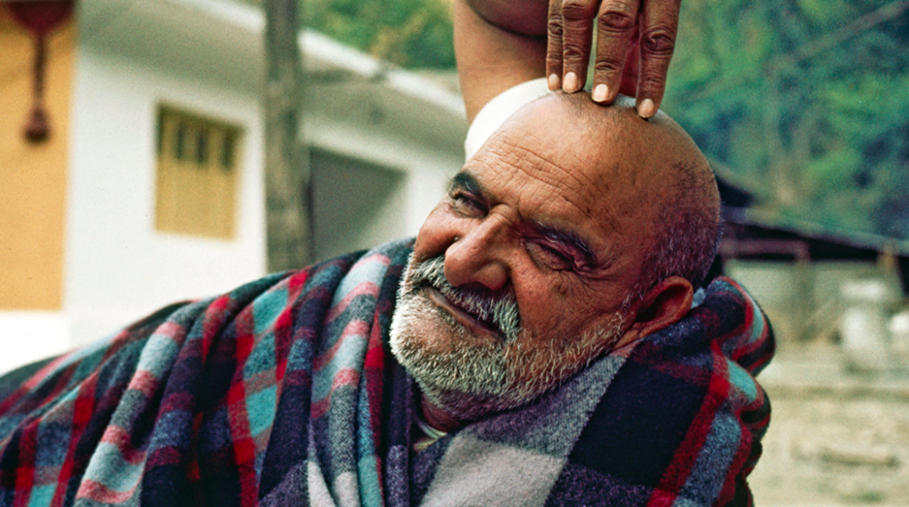 11 Interesting Facts About Neem Karoli Baba